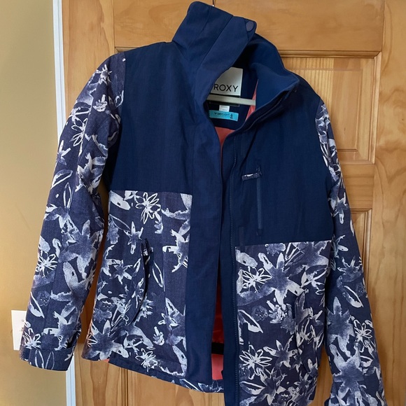 Roxy Jackets & Blazers - Roxy women’s snowboard jacket